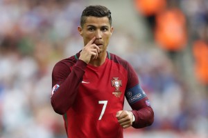 开云体育登录-红牛环的硝烟未尽，墨西哥与荷兰的宿命血拼已拉开F1新赛季最残酷的暗战