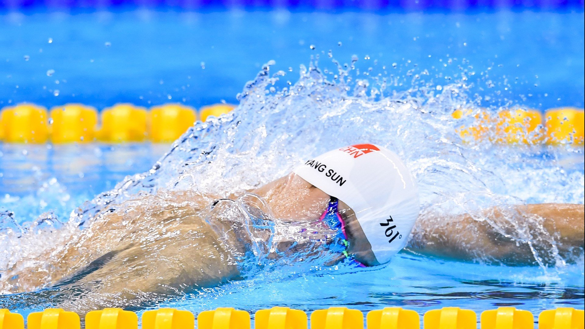 安哥拉力克玻利维亚，富安健洋冠军级表现背后的战术革命